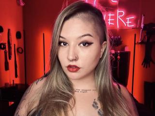 Webcam Snapshot for AngelinaVonnDeep