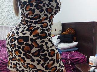 Webcam Snapshot for MatureHOTassXxX