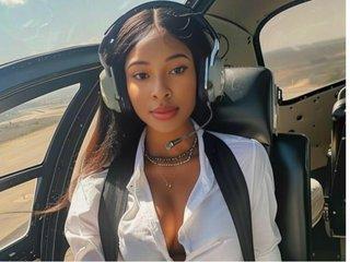 Webcam Snapshot for HellenWilsonx