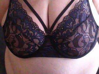 Webcam Snapshot for SweetCheecksXXX