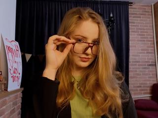 Webcam Snapshot for ErlinaDenley