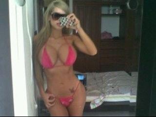 Webcam Snapshot for KinnyBoobs