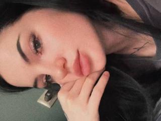 Webcam Snapshot for DorettaGirling
