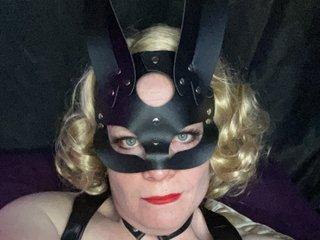 Webcam Snapshot for Bad_Bunny_Domina
