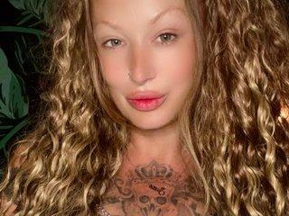 Webcam Snapshot for Queen_Suzie