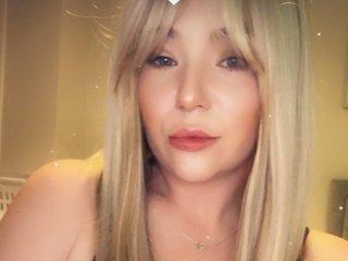 Webcam Snapshot for Mischiefmilf21