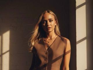 Webcam Snapshot for EvetteLinza