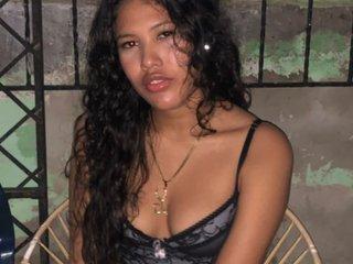 Webcam Snapshot for AdrianaBellee