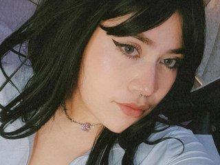 Webcam Snapshot for mia_yeager