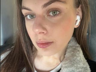 Webcam Snapshot for HelenaBourbeau