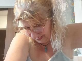 Webcam Snapshot for LoryBell