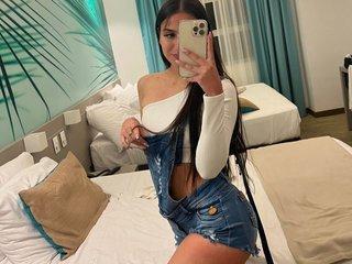 Webcam Snapshot for IsabellaWest