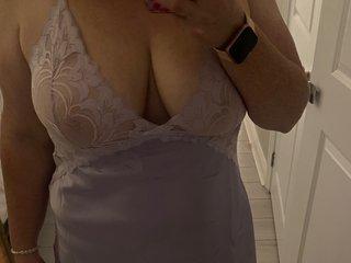 Webcam Snapshot for GoodGirlBeingNaughty