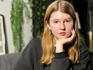 Webcam Snapshot for MadaleneMinnerly