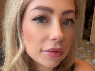 Webcam Snapshot for FrankiiRayeXXXX