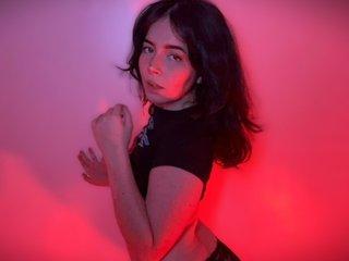 Webcam Snapshot for AliinaFontaine