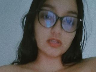 Webcam Snapshot for GabbyHot2314