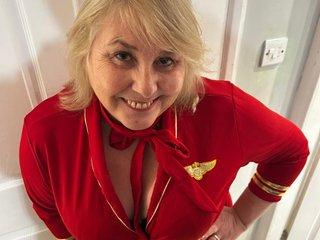Webcam Snapshot for BBWQueen69