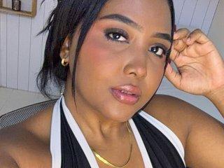 Webcam Snapshot for CloeAusten