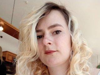 Webcam Snapshot for LauraMagicX