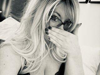 Webcam Snapshot for BlondeBridgetx