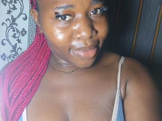 Webcam Snapshot for SamiraTien