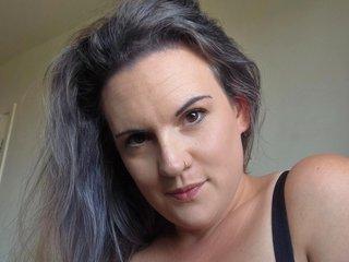 Webcam Snapshot for CurvyMaskedBabe