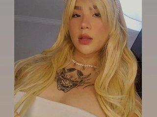 Webcam Snapshot for EmiilyyCooper