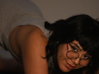 Webcam Snapshot for NoemieBlanche