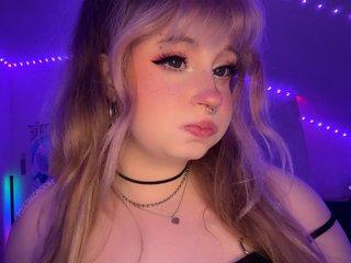 Webcam Snapshot for PixiesBedroom