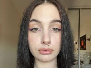 Webcam Snapshot for TeshaVanhoozier