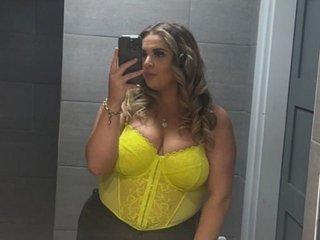Webcam Snapshot for CurvySummerxx