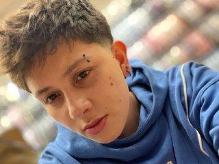 Webcam Snapshot for Arontroy_ofi