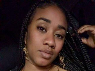 Webcam Snapshot for MillyMystique