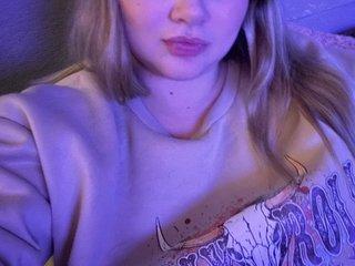 Webcam Snapshot for BBWKaitlin96