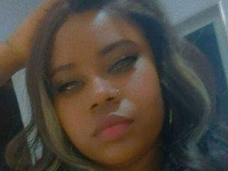 Webcam Snapshot for EmmilyRoose