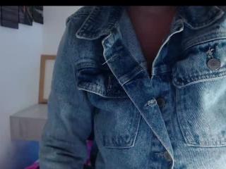 Webcam Snapshot for 𝒞𝒶𝓇𝓁𝒶 🍁💕