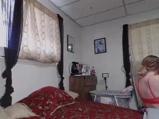 Webcam Snapshot for kaylee kakes